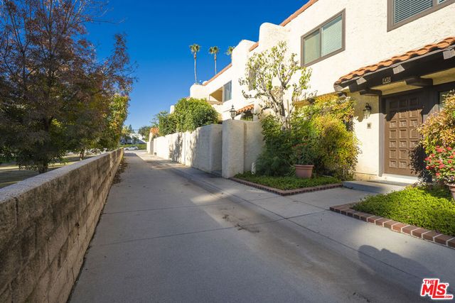 10126 Reseda Boulevard 105, Northridge, CA 91324