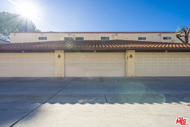 10126 Reseda Boulevard 105, Northridge, CA 91324