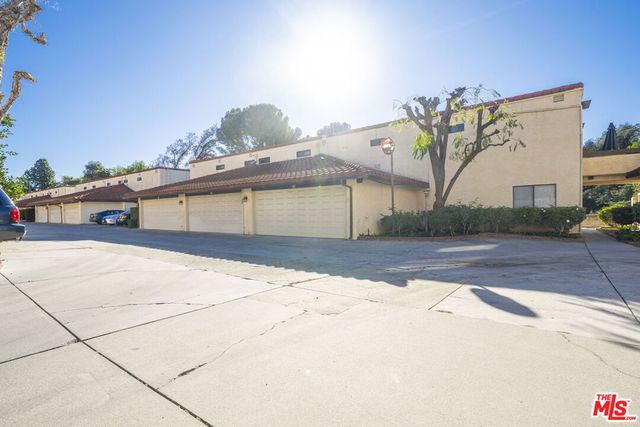 10126 Reseda Boulevard 105, Northridge, CA 91324