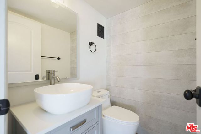 10126 Reseda Boulevard 105, Northridge, CA 91324