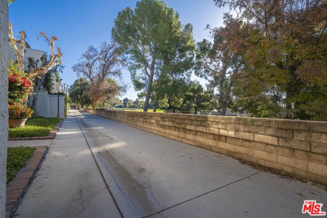 10126 Reseda Boulevard 105, Northridge, CA 91324