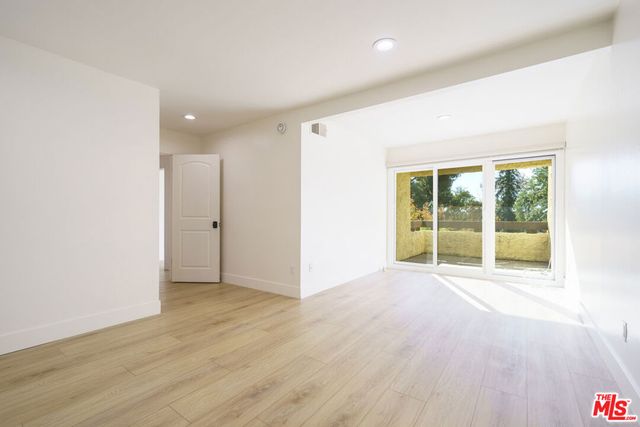 10126 Reseda Boulevard 105, Northridge, CA 91324