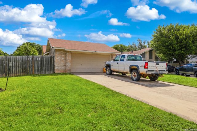9609 Little Bend, San Antonio, TX 78250