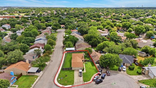 9609 Little Bend, San Antonio, TX 78250