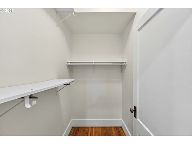 1812 Ne 48TH Ave, Portland, OR 97213