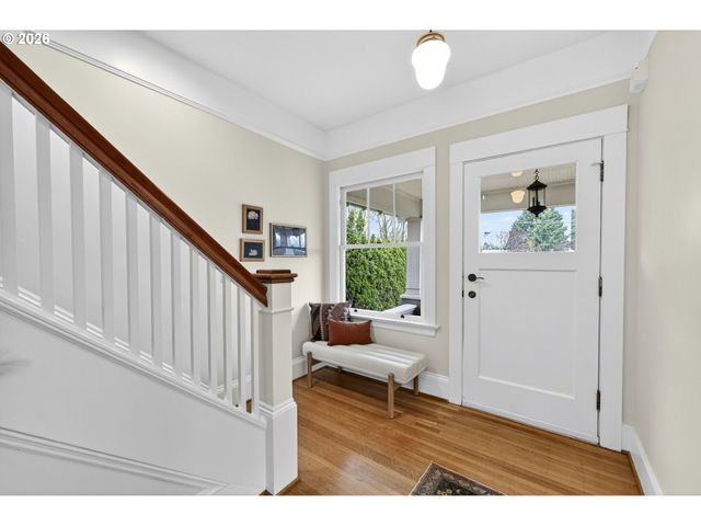 1812 Ne 48TH Ave, Portland, OR 97213