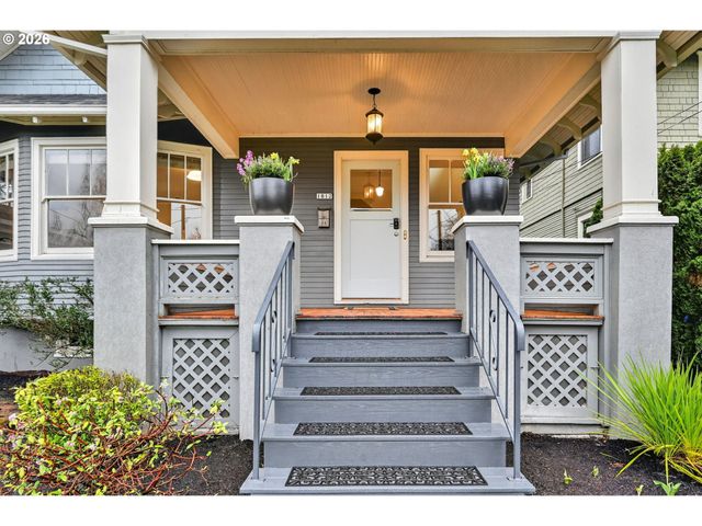 1812 Ne 48TH Ave, Portland, OR 97213