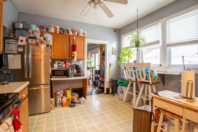 3002 Arlington Avenue, Evansville, IN 47712