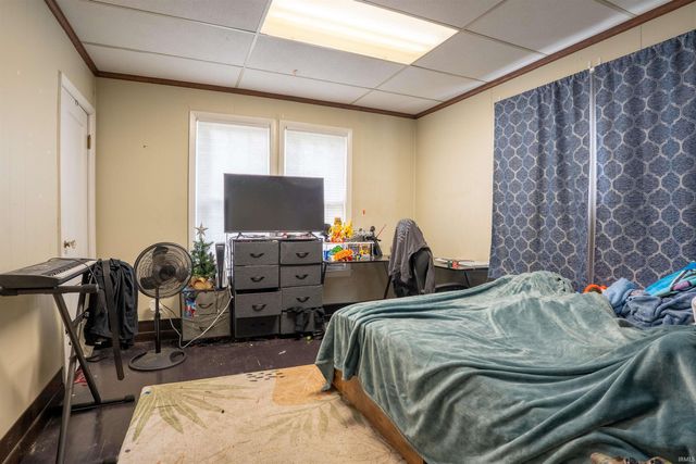 3002 Arlington Avenue, Evansville, IN 47712