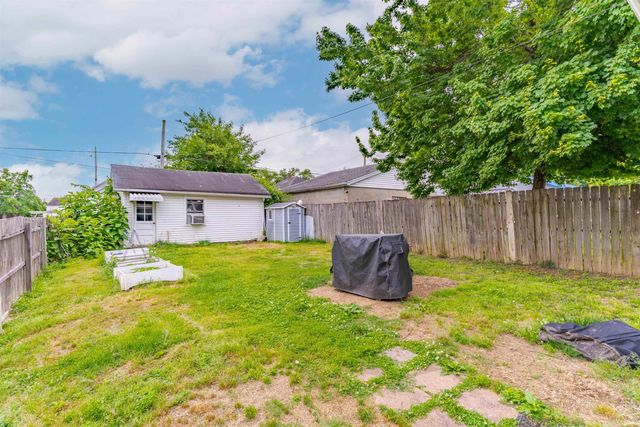 3002 Arlington Avenue, Evansville, IN 47712