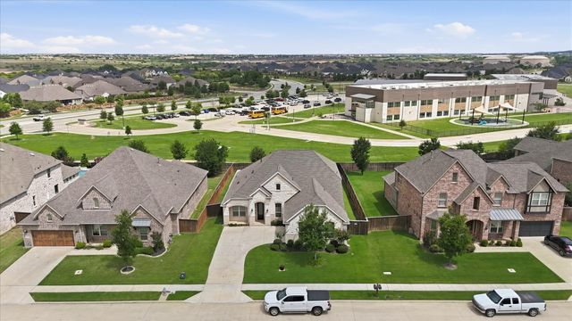 6612 Dolan Falls Drive, Flower Mound, TX 76226