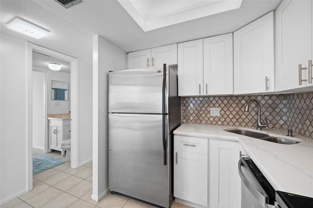 500 N OSCEOLA AVENUE 810, Clearwater, FL 33755