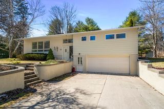 663 W Orchard Drive, Traverse City, MI 49686