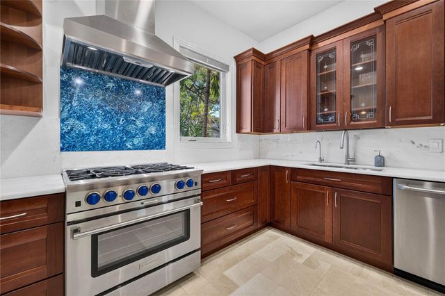 1766 BAYOU GRANDE BOULEVARD NE, St Petersburg, FL 33703