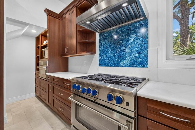 1766 BAYOU GRANDE BOULEVARD NE, St Petersburg, FL 33703
