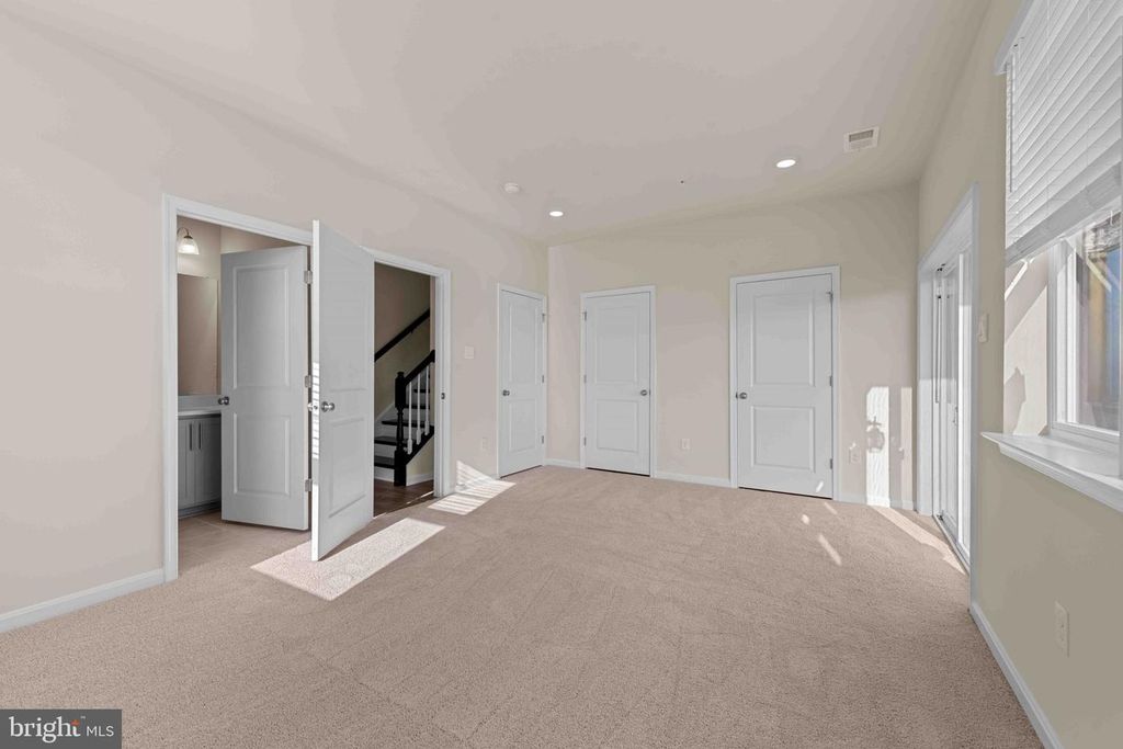 Image 3 of property listing at 377 ENSEMBLE WAY, Frederick, MD 21701