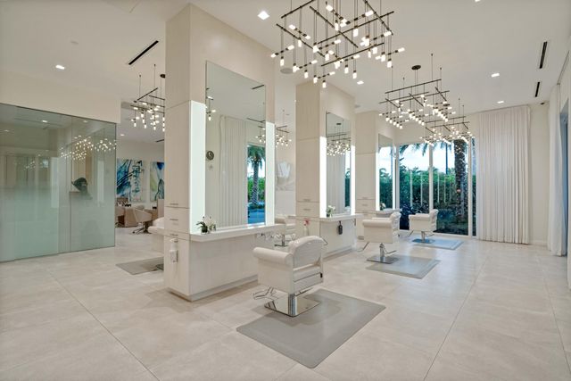 115 W Village Way, Jupiter, FL 33458