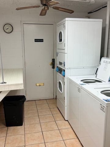 5500 Lincoln Avenue 107, Morton Grove, IL 60053
