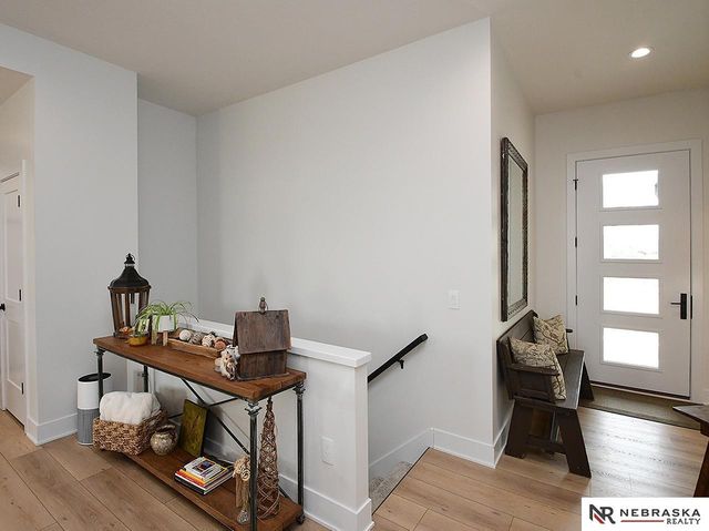 9121 Marbella Drive, Lincoln, NE 68520