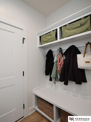 9121 Marbella Drive, Lincoln, NE 68520