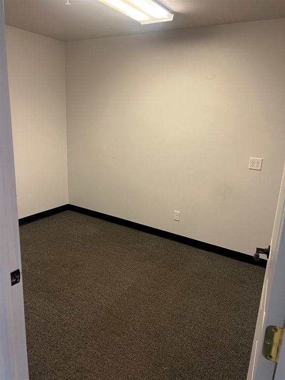 482 Mountain View Dr, Powell, WY 82435 photo 3