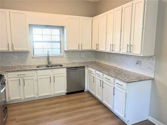 2961 Hawk SE Court, Marietta, GA 30067