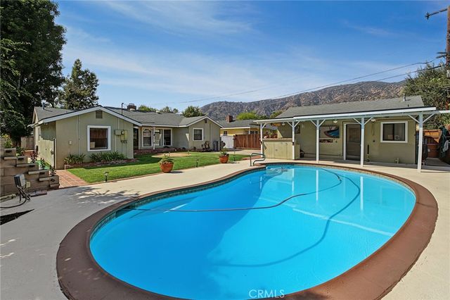 352 N Westridge Avenue, Glendora, CA 91741