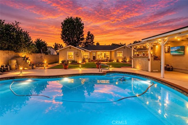 352 N Westridge Avenue, Glendora, CA 91741