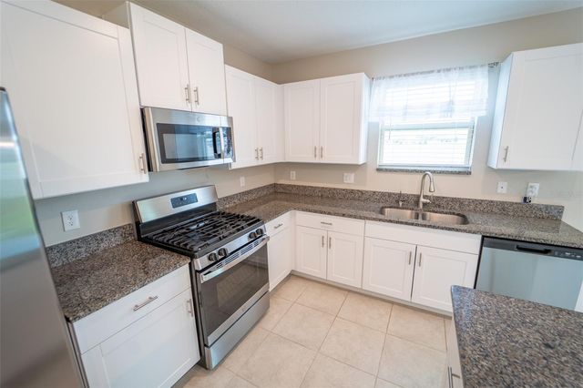 9831 LEMON DROP LOOP, Ruskin, FL 33573