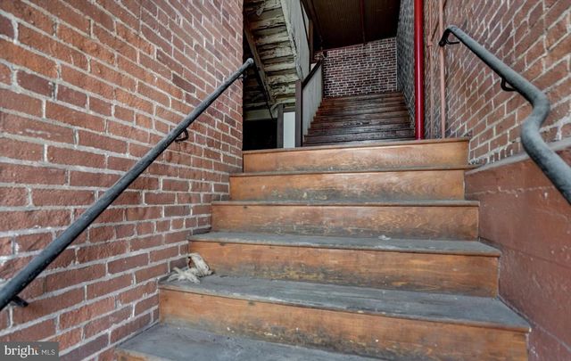 904 MULBERRY ST, Reading, PA 19604