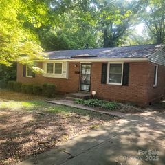3301 Revolution Park Drive, Charlotte, NC 28217