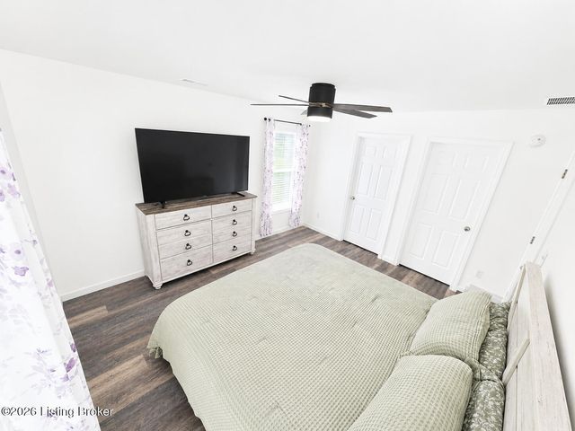 1518 Deering Ln, Radcliff, KY 40160