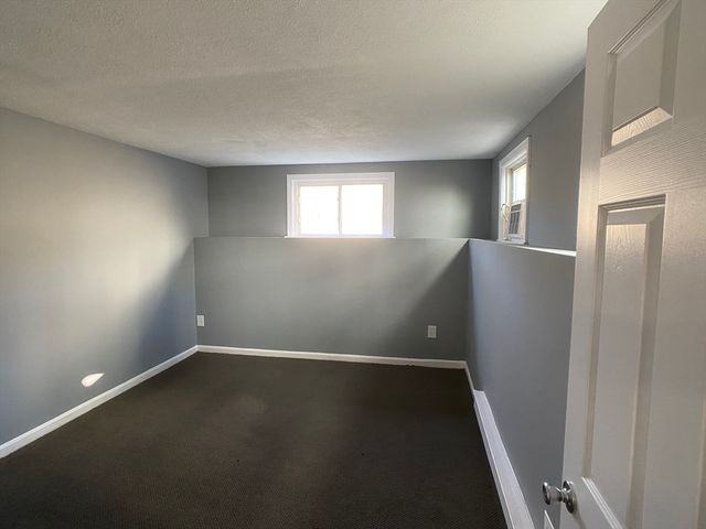 15 Pinedale Rd 4, Boston, MA 02131