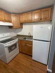 15 Pinedale Rd 4, Boston, MA 02131