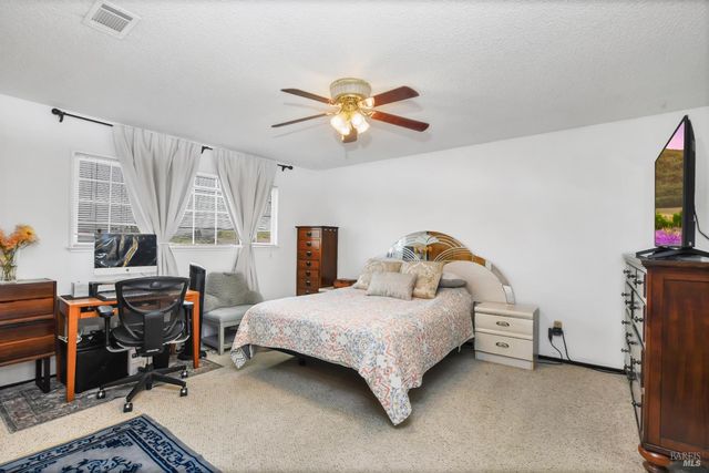 472 Newport Way, Vallejo, CA 94589