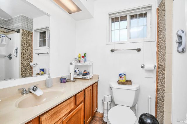 472 Newport Way, Vallejo, CA 94589