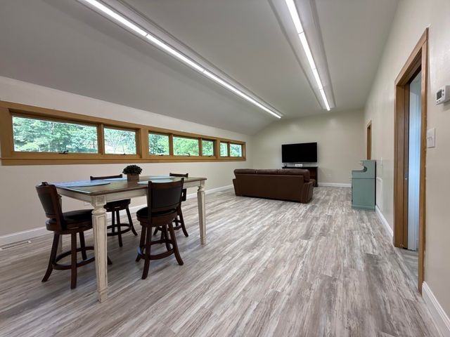 136 Freedom LN, Newport, VA 24128