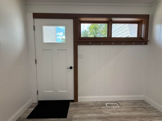 136 Freedom LN, Newport, VA 24128