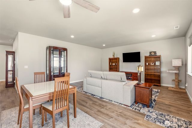 1006 6th Avenue NE, Ephrata, WA 98823