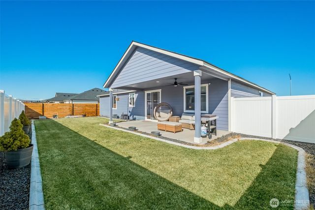 1006 6th Avenue NE, Ephrata, WA 98823