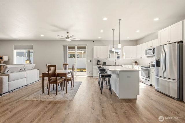 1006 6th Avenue NE, Ephrata, WA 98823