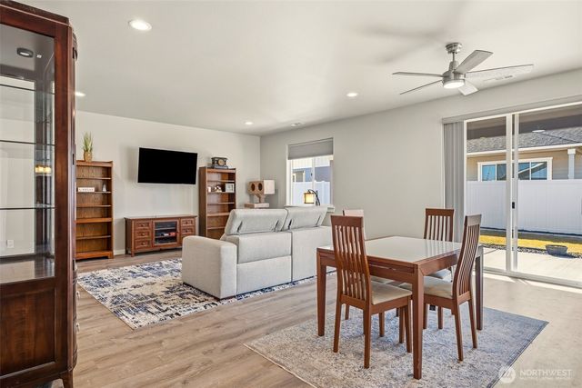 1006 6th Avenue NE, Ephrata, WA 98823