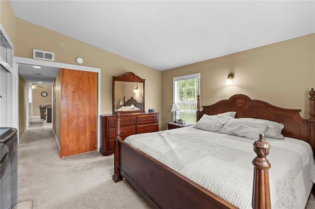 702 E 6th Street, Carrollton, MO 64633