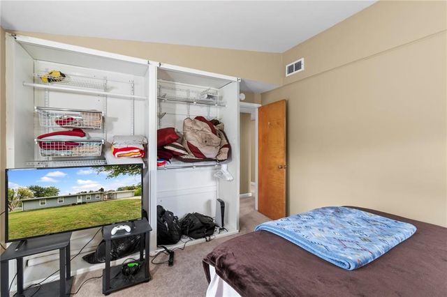 702 E 6th Street, Carrollton, MO 64633