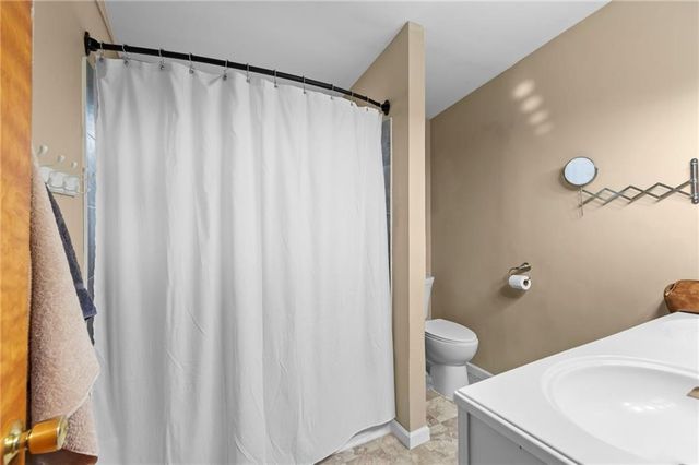 702 E 6th Street, Carrollton, MO 64633