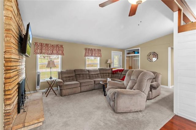 702 E 6th Street, Carrollton, MO 64633