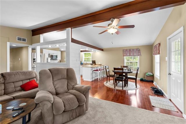 702 E 6th Street, Carrollton, MO 64633