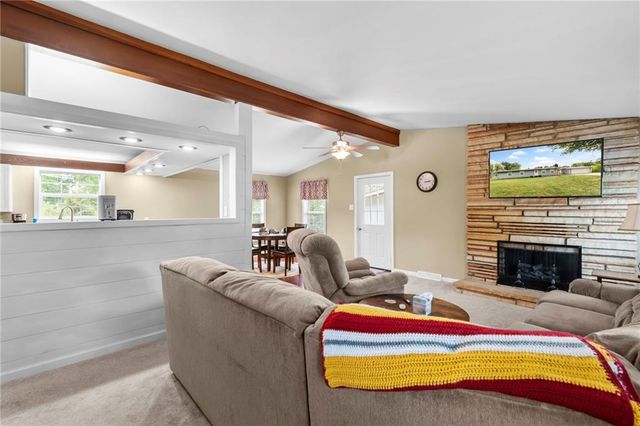 702 E 6th Street, Carrollton, MO 64633