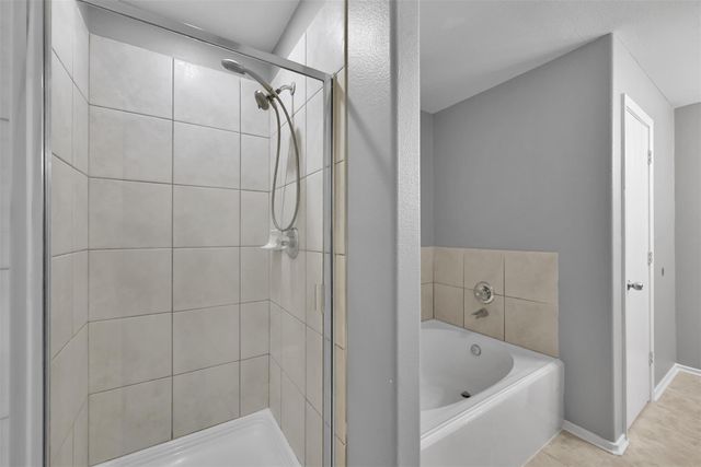 502 Birch Cluster Court, Conroe, TX 77301