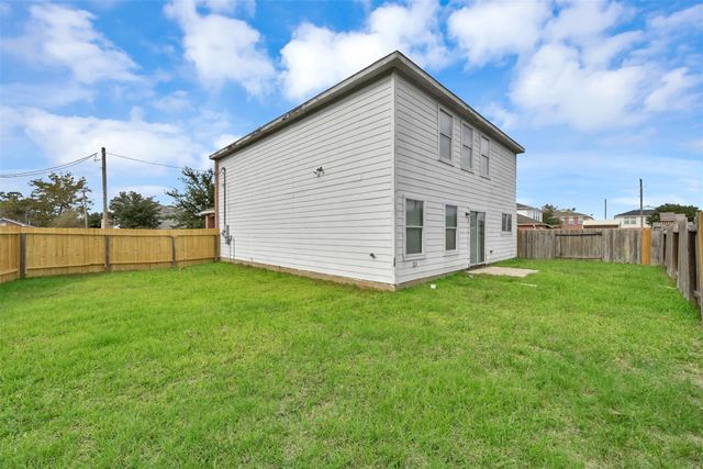 502 Birch Cluster Court, Conroe, TX 77301